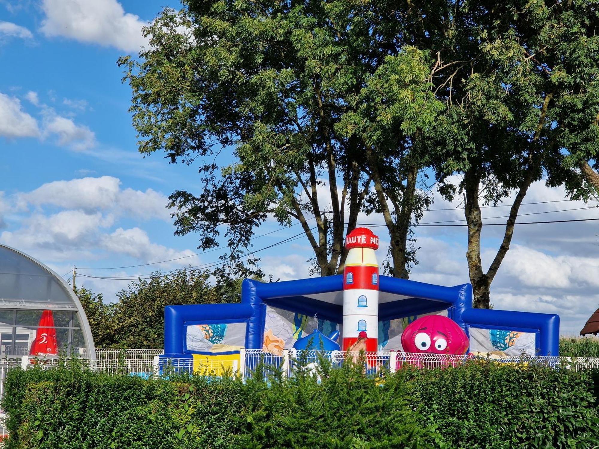 Camping Le Clos De Balleroy Экстерьер фото